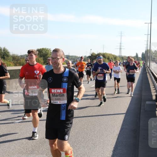 03.10.2025 - Köhlbrandbrückenlauf Yannick Fuchs http://msf.ph/oto/9177163 03.10.2025 11:16:09 Position 3 6724, 6465, 1 meine-sportfotos.de