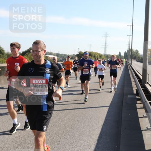 03.10.2025 - Köhlbrandbrückenlauf Yannick Fuchs http://msf.ph/oto/9177166 03.10.2025 11:16:09 Position 3 6465 meine-sportfotos.de