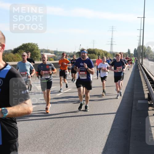 03.10.2025 - Köhlbrandbrückenlauf Yannick Fuchs http://msf.ph/oto/9177173 03.10.2025 11:16:09 Position 3 64 meine-sportfotos.de