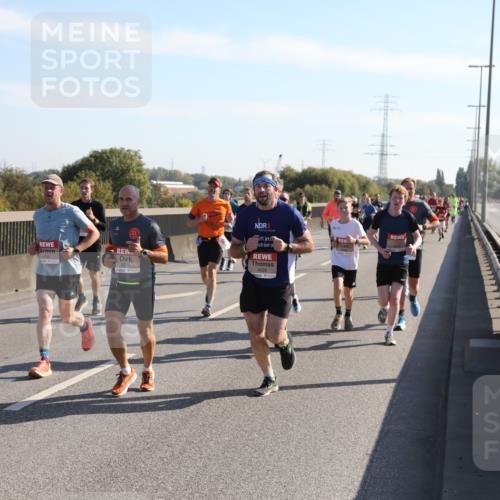 03.10.2025 - Köhlbrandbrückenlauf Yannick Fuchs http://msf.ph/oto/9177176 03.10.2025 11:16:10 Position 3 6062, 1, 5670 meine-sportfotos.de