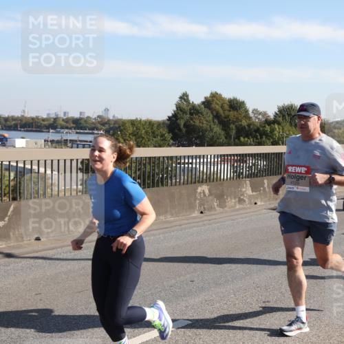 03.10.2025 - Köhlbrandbrückenlauf Yannick Fuchs http://msf.ph/oto/9177238 03.10.2025 11:16:20 Position 3 4129 meine-sportfotos.de