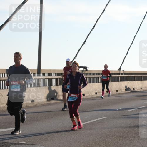 03.10.2025 - Köhlbrandbrückenlauf Yannick Fuchs http://msf.ph/oto/9177240 03.10.2025 08:27:30 Position 1 1172 meine-sportfotos.de