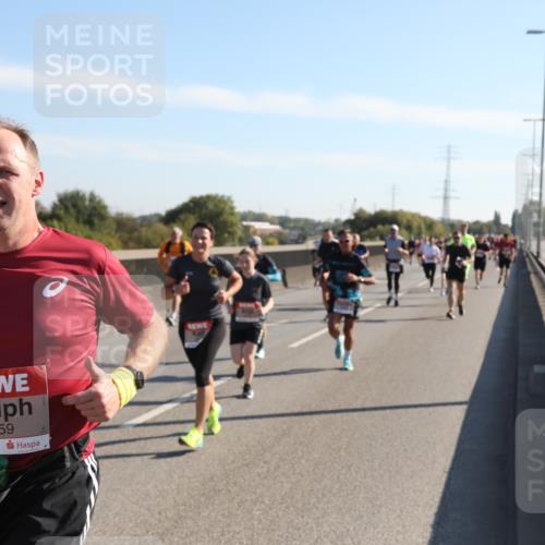 03.10.2025 - Köhlbrandbrückenlauf Yannick Fuchs http://msf.ph/oto/9177301 03.10.2025 11:16:25 Position 3 11, 4159 meine-sportfotos.de
