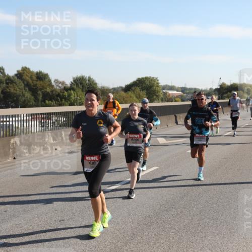 03.10.2025 - Köhlbrandbrückenlauf Yannick Fuchs http://msf.ph/oto/9177311 03.10.2025 11:16:26 Position 3  meine-sportfotos.de