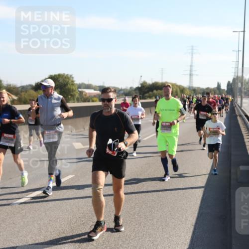 03.10.2025 - Köhlbrandbrückenlauf Yannick Fuchs http://msf.ph/oto/9177371 03.10.2025 11:16:29 Position 3  meine-sportfotos.de