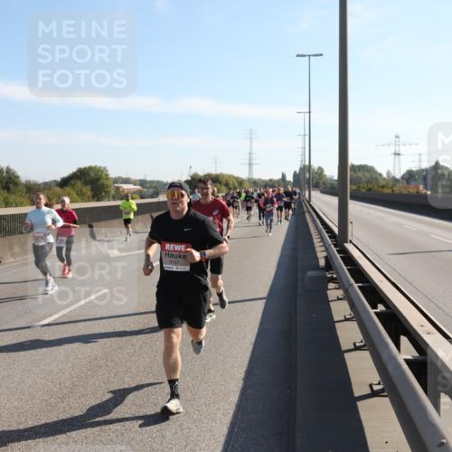 03.10.2025 - Köhlbrandbrückenlauf Yannick Fuchs http://msf.ph/oto/9177403 03.10.2025 11:16:33 Position 3 5747 meine-sportfotos.de