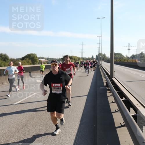 03.10.2025 - Köhlbrandbrückenlauf Yannick Fuchs http://msf.ph/oto/9177406 03.10.2025 11:16:33 Position 3 5747 meine-sportfotos.de
