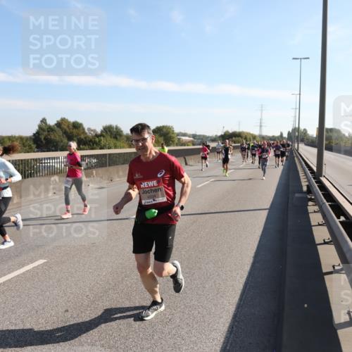 03.10.2025 - Köhlbrandbrückenlauf Yannick Fuchs http://msf.ph/oto/9177419 03.10.2025 11:16:34 Position 3 4334 meine-sportfotos.de