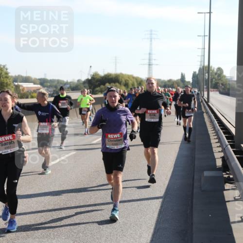 03.10.2025 - Köhlbrandbrückenlauf Yannick Fuchs http://msf.ph/oto/9177459 03.10.2025 11:16:39 Position 3 4467, 6285 meine-sportfotos.de