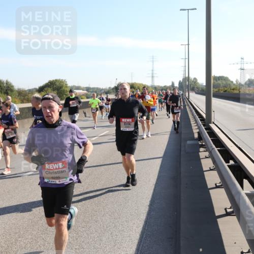 03.10.2025 - Köhlbrandbrückenlauf Yannick Fuchs http://msf.ph/oto/9177476 03.10.2025 11:16:41 Position 3 6285, 4056 meine-sportfotos.de