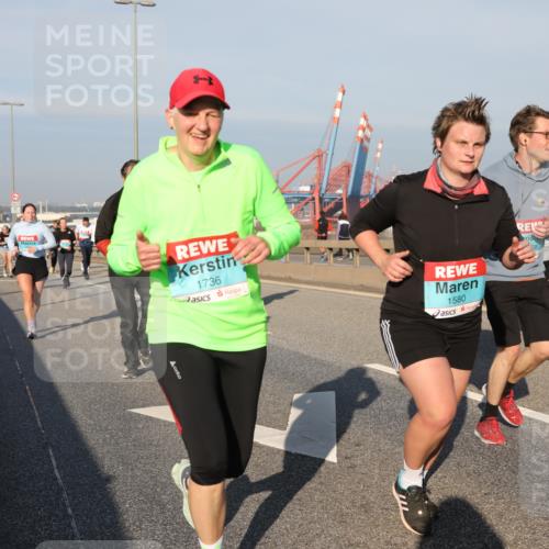 03.10.2025 - Köhlbrandbrückenlauf Yannick Fuchs http://msf.ph/oto/9177499 03.10.2025 08:48:39 Position 2 1736, 1580 meine-sportfotos.de