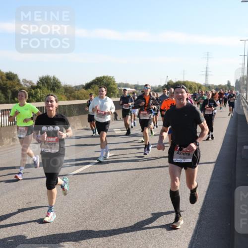 03.10.2025 - Köhlbrandbrückenlauf Yannick Fuchs http://msf.ph/oto/9177503 03.10.2025 11:16:44 Position 3 6409, 4135 meine-sportfotos.de