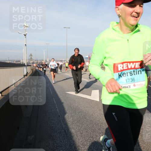 03.10.2025 - Köhlbrandbrückenlauf Yannick Fuchs http://msf.ph/oto/9177505 03.10.2025 08:48:40 Position 2 1736 meine-sportfotos.de