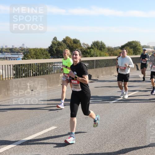 03.10.2025 - Köhlbrandbrückenlauf Yannick Fuchs http://msf.ph/oto/9177506 03.10.2025 11:16:44 Position 3 6409, 4135 meine-sportfotos.de