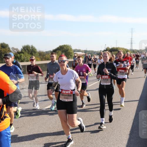 03.10.2025 - Köhlbrandbrückenlauf Yannick Fuchs http://msf.ph/oto/9177528 03.10.2025 11:16:46 Position 3 5952, 6089, 26, 4718 meine-sportfotos.de