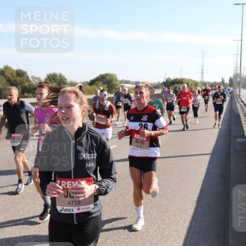 03.10.2025 - Köhlbrandbrückenlauf Yannick Fuchs http://msf.ph/oto/9177541 03.10.2025 11:16:48 Position 3 4718, 26, 4579 meine-sportfotos.de
