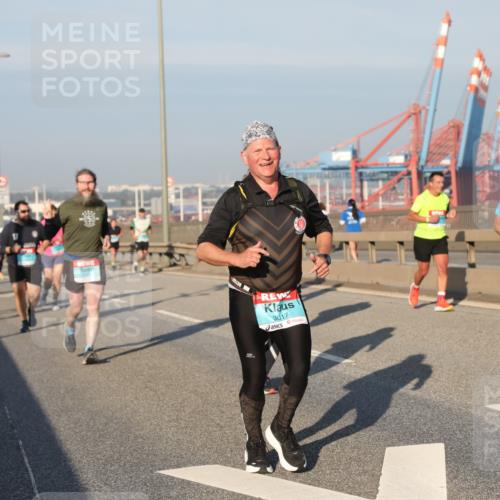 03.10.2025 - Köhlbrandbrückenlauf Yannick Fuchs http://msf.ph/oto/9177554 03.10.2025 08:48:44 Position 2 3017 meine-sportfotos.de