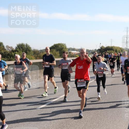 03.10.2025 - Köhlbrandbrückenlauf Yannick Fuchs http://msf.ph/oto/9177567 03.10.2025 11:16:50 Position 3 4496, 4480, 4147 meine-sportfotos.de