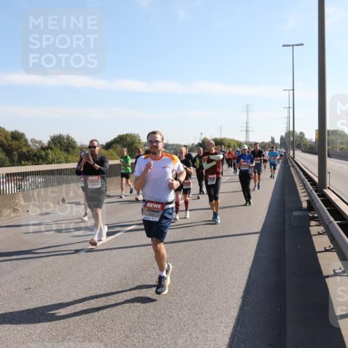 03.10.2025 - Köhlbrandbrückenlauf Yannick Fuchs http://msf.ph/oto/9177602 03.10.2025 11:16:53 Position 3 6097 meine-sportfotos.de