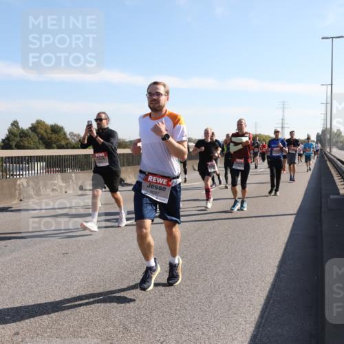 03.10.2025 - Köhlbrandbrückenlauf Yannick Fuchs http://msf.ph/oto/9177606 03.10.2025 11:16:53 Position 3 6097 meine-sportfotos.de