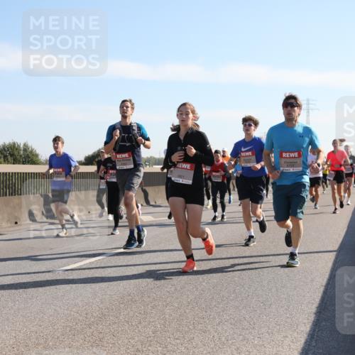 03.10.2025 - Köhlbrandbrückenlauf Yannick Fuchs http://msf.ph/oto/9177666 03.10.2025 11:16:58 Position 3 6821 meine-sportfotos.de