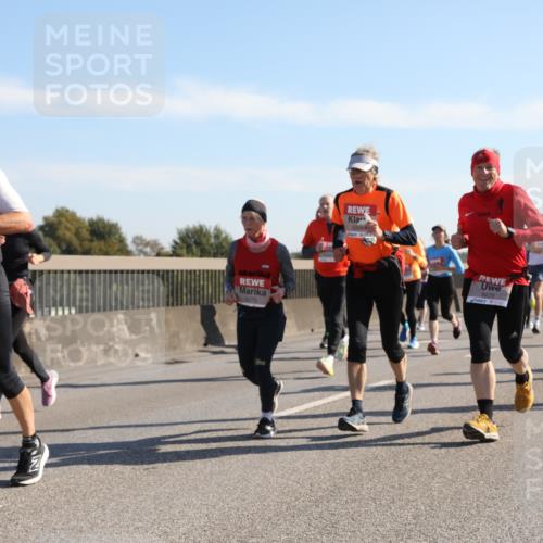 03.10.2025 - Köhlbrandbrückenlauf Yannick Fuchs http://msf.ph/oto/9177701 03.10.2025 11:17:01 Position 3 4737, 6273, 6269, 6272 meine-sportfotos.de