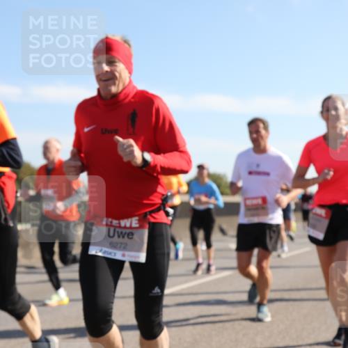 03.10.2025 - Köhlbrandbrückenlauf Yannick Fuchs http://msf.ph/oto/9177719 03.10.2025 11:17:02 Position 3 6272 meine-sportfotos.de