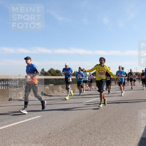 03.10.2025 - Köhlbrandbrückenlauf Yannick Fuchs http://msf.ph/oto/9177762 03.10.2025 11:17:06 Position 3  meine-sportfotos.de