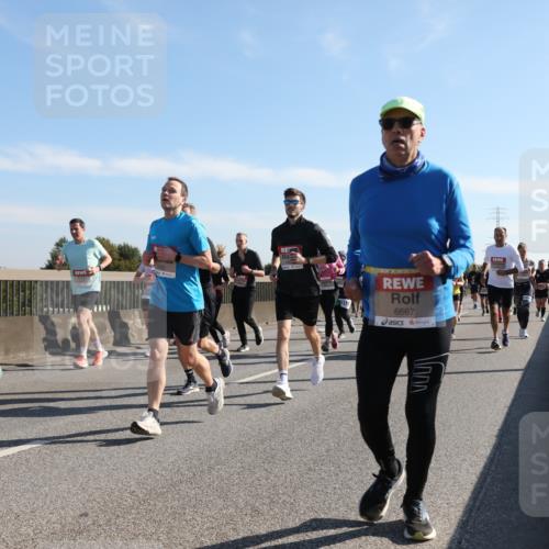 03.10.2025 - Köhlbrandbrückenlauf Yannick Fuchs http://msf.ph/oto/9177785 03.10.2025 11:17:08 Position 3 6667 meine-sportfotos.de
