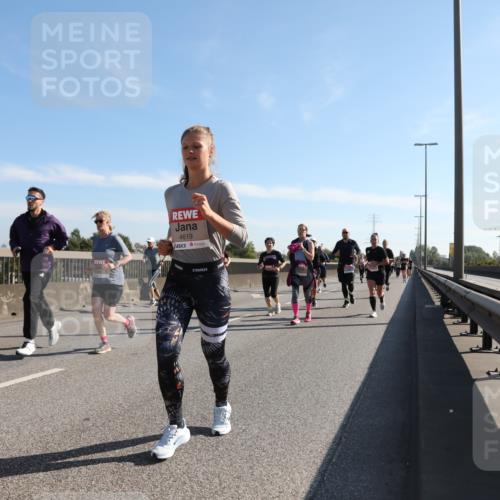 03.10.2025 - Köhlbrandbrückenlauf Yannick Fuchs http://msf.ph/oto/9177860 03.10.2025 11:17:12 Position 3 4619 meine-sportfotos.de