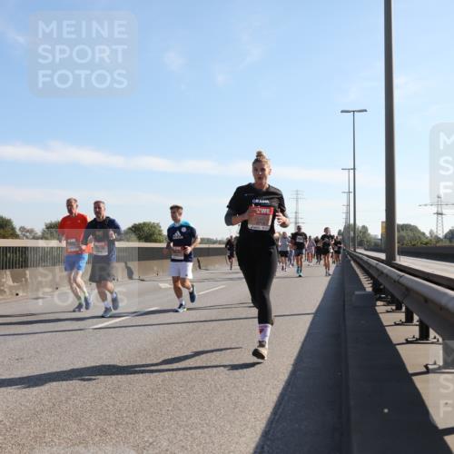 03.10.2025 - Köhlbrandbrückenlauf Yannick Fuchs http://msf.ph/oto/9177912 03.10.2025 11:17:15 Position 3 6766 meine-sportfotos.de
