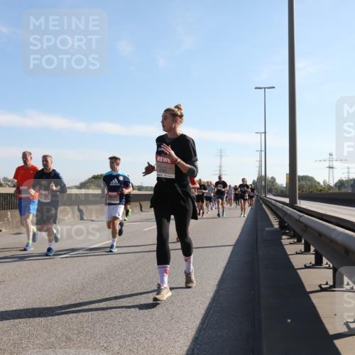 03.10.2025 - Köhlbrandbrückenlauf Yannick Fuchs http://msf.ph/oto/9177918 03.10.2025 11:17:15 Position 3 6766 meine-sportfotos.de