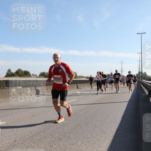 03.10.2025 - Köhlbrandbrückenlauf Yannick Fuchs http://msf.ph/oto/9177945 03.10.2025 11:17:17 Position 3 4310 meine-sportfotos.de