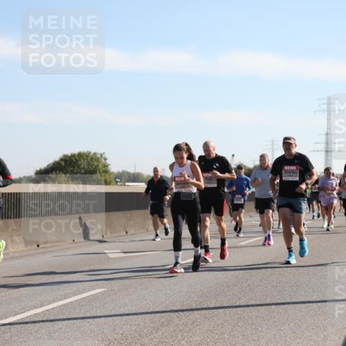 03.10.2025 - Köhlbrandbrückenlauf Yannick Fuchs http://msf.ph/oto/9177952 03.10.2025 11:17:18 Position 3 14, 6563 meine-sportfotos.de