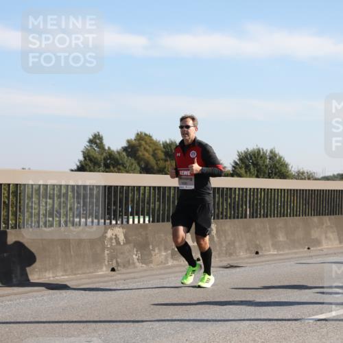 03.10.2025 - Köhlbrandbrückenlauf Yannick Fuchs http://msf.ph/oto/9177968 03.10.2025 11:17:19 Position 3 6696 meine-sportfotos.de