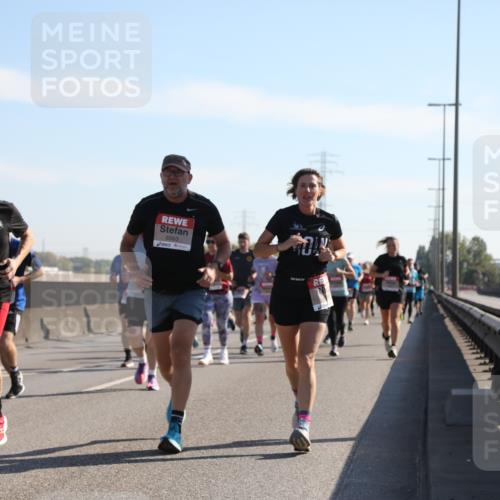 03.10.2025 - Köhlbrandbrückenlauf Yannick Fuchs http://msf.ph/oto/9177985 03.10.2025 11:17:19 Position 3 4346, 6563 meine-sportfotos.de