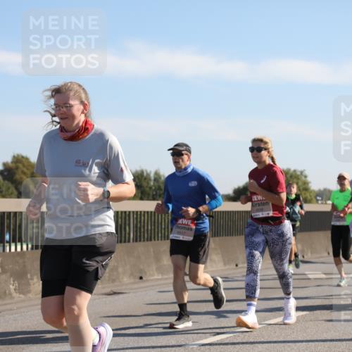 03.10.2025 - Köhlbrandbrückenlauf Yannick Fuchs http://msf.ph/oto/9178031 03.10.2025 11:17:22 Position 3 4538, 6517 meine-sportfotos.de
