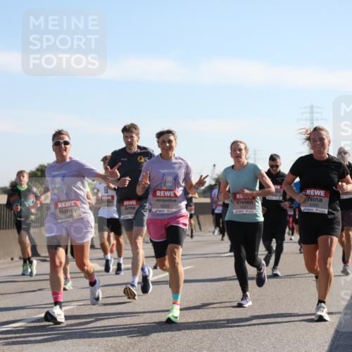 03.10.2025 - Köhlbrandbrückenlauf Yannick Fuchs http://msf.ph/oto/9178045 03.10.2025 11:17:23 Position 3 6222, 4521, 6224, 4260 meine-sportfotos.de