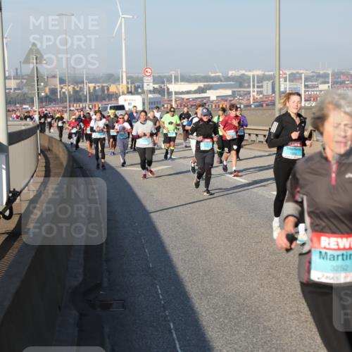 03.10.2025 - Köhlbrandbrückenlauf Yannick Fuchs http://msf.ph/oto/9178060 03.10.2025 08:49:35 Position 2 1693, 3252 meine-sportfotos.de