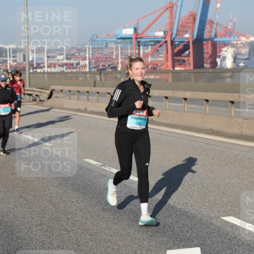 03.10.2025 - Köhlbrandbrückenlauf Yannick Fuchs http://msf.ph/oto/9178075 03.10.2025 08:49:37 Position 2 1693 meine-sportfotos.de