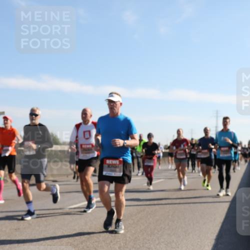 03.10.2025 - Köhlbrandbrückenlauf Yannick Fuchs http://msf.ph/oto/9178119 03.10.2025 11:17:28 Position 3  meine-sportfotos.de