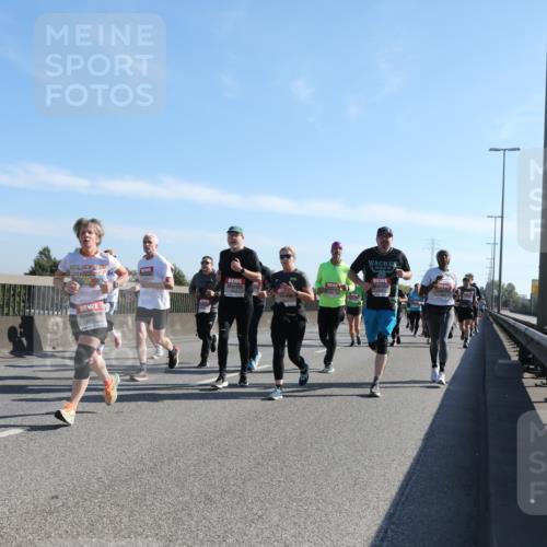 03.10.2025 - Köhlbrandbrückenlauf Yannick Fuchs http://msf.ph/oto/9178169 03.10.2025 11:17:34 Position 3 2028 meine-sportfotos.de