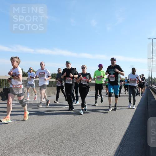 03.10.2025 - Köhlbrandbrückenlauf Yannick Fuchs http://msf.ph/oto/9178175 03.10.2025 11:17:34 Position 3 4036, 2025 meine-sportfotos.de