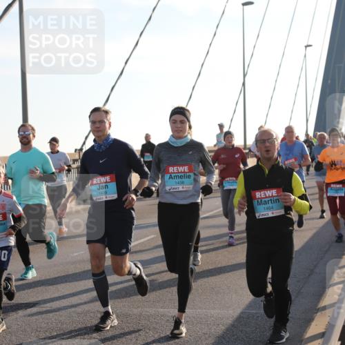 03.10.2025 - Köhlbrandbrückenlauf Yannick Fuchs http://msf.ph/oto/9178193 03.10.2025 08:30:26 Position 1 2074, 1439, 1438, 10, 1464 meine-sportfotos.de