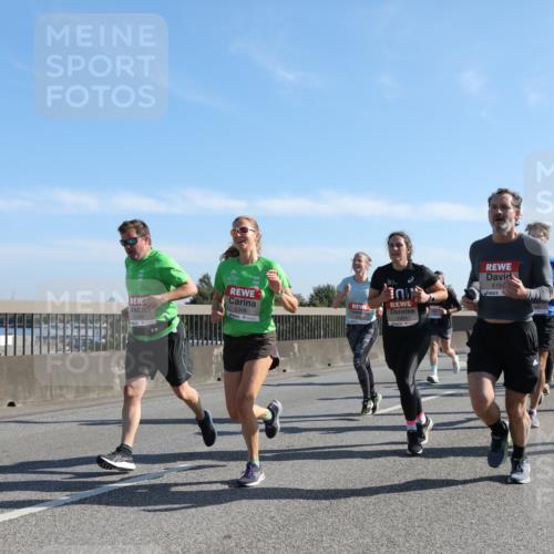 03.10.2025 - Köhlbrandbrückenlauf Yannick Fuchs http://msf.ph/oto/9178225 03.10.2025 11:17:37 Position 3 6349, 6348, 619, 6193 meine-sportfotos.de