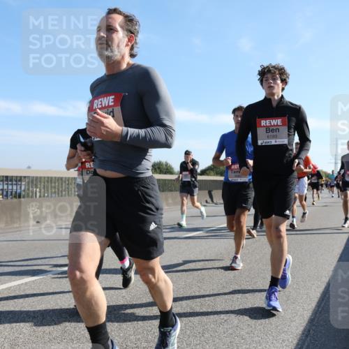 03.10.2025 - Köhlbrandbrückenlauf Yannick Fuchs http://msf.ph/oto/9178237 03.10.2025 11:17:38 Position 3 6193 meine-sportfotos.de