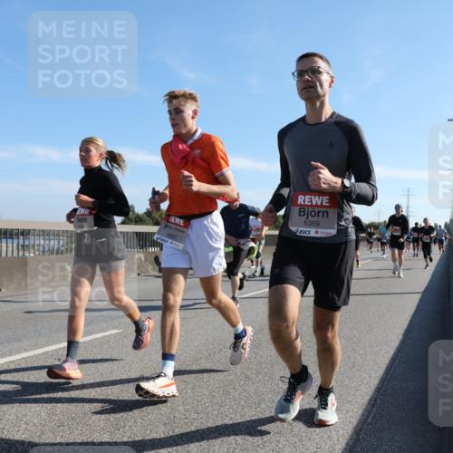 03.10.2025 - Köhlbrandbrückenlauf Yannick Fuchs http://msf.ph/oto/9178269 03.10.2025 11:17:40 Position 3 4062, 6369 meine-sportfotos.de