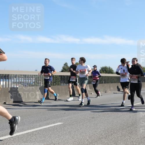 03.10.2025 - Köhlbrandbrückenlauf Yannick Fuchs http://msf.ph/oto/9178290 03.10.2025 11:17:42 Position 3 6033 meine-sportfotos.de