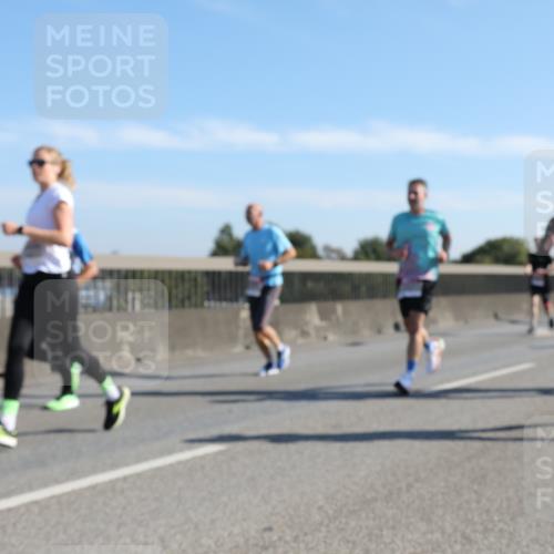 03.10.2025 - Köhlbrandbrückenlauf Yannick Fuchs http://msf.ph/oto/9178346 03.10.2025 11:17:45 Position 3  meine-sportfotos.de