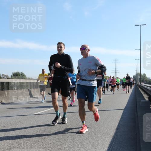 03.10.2025 - Köhlbrandbrückenlauf Yannick Fuchs http://msf.ph/oto/9178374 03.10.2025 11:17:48 Position 3  meine-sportfotos.de